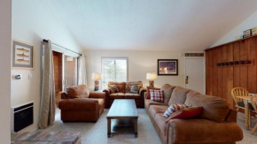 Forest Meadows 8 3 Bedroom Across From Bowling Alley and great restaurants